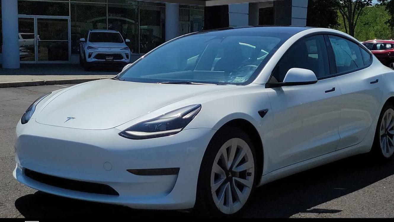 TESLA MODEL 3 2023 5YJ3E1EAXPF449672 image